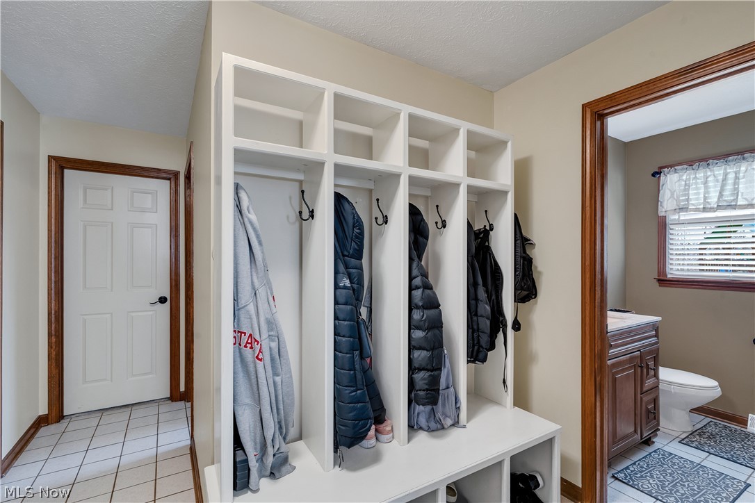 Mount Vernon Woods #9 - Residential