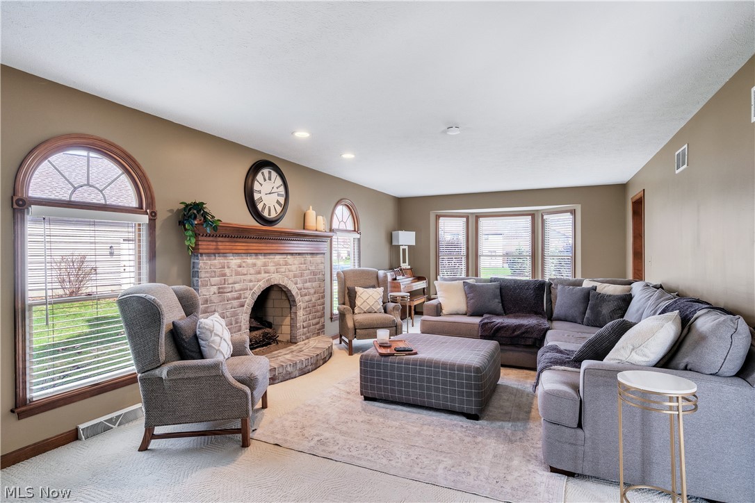 Mount Vernon Woods #9 - Residential