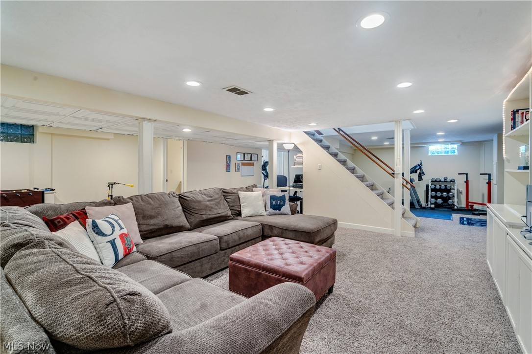 Mount Vernon Woods #9 - Residential