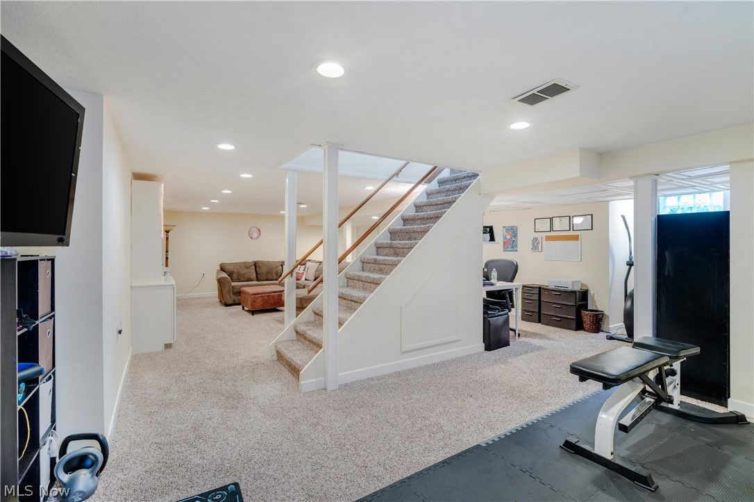 Mount Vernon Woods #9 - Residential