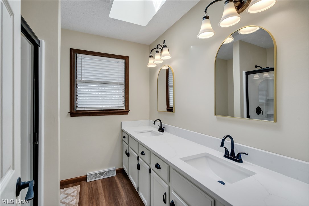 Mount Vernon Woods #9 - Residential