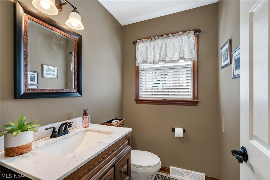 Mount Vernon Woods #9 - Residential