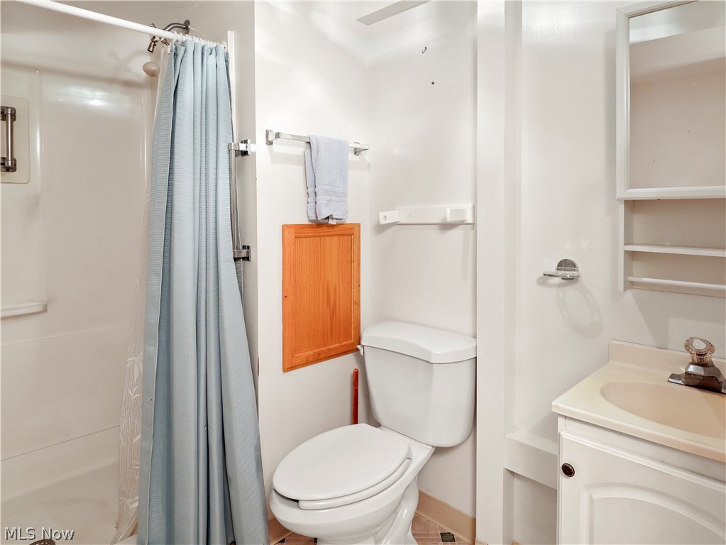 Country Club Estates - Residential