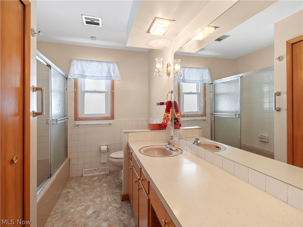 Country Club Estates - Residential