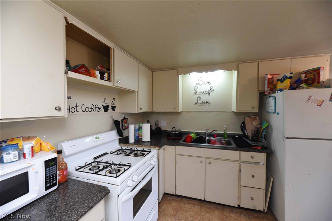 George R Starrs Add - Residential Income