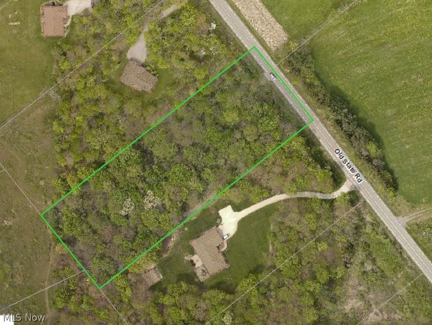 Beautiful wooded lot ready for your dream home.  Previous septic approvals are no longer viable. Buyer responsible for update of septic approval.