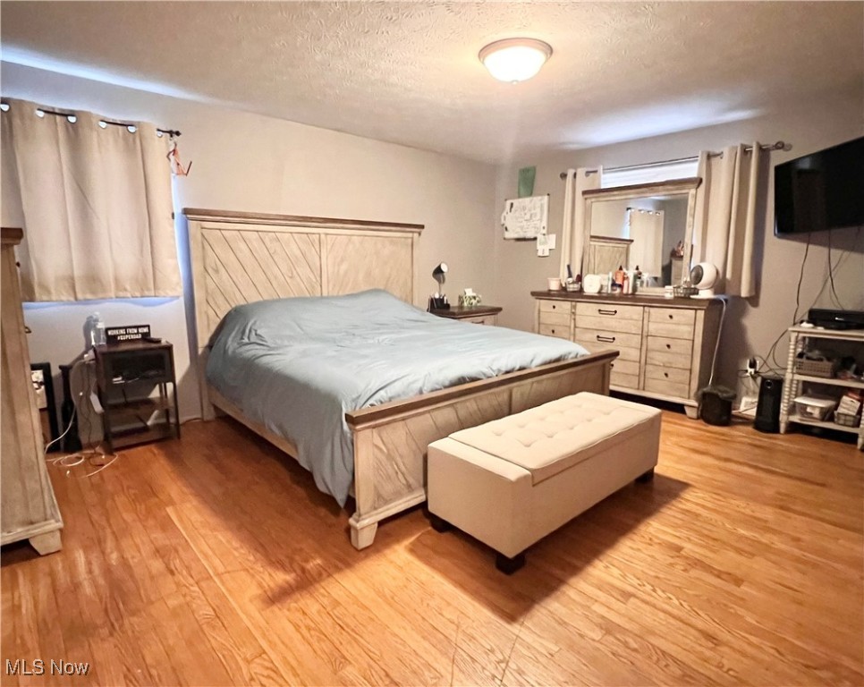 Forestglen Ave - Residential Lease