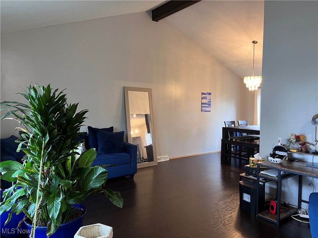 Forestglen Ave - Residential Lease