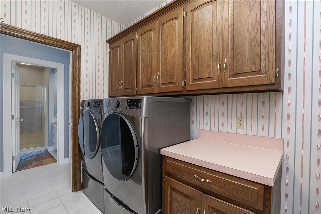 Foxchase Hills - Residential