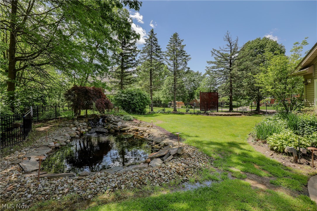 Foxchase Hills - Residential