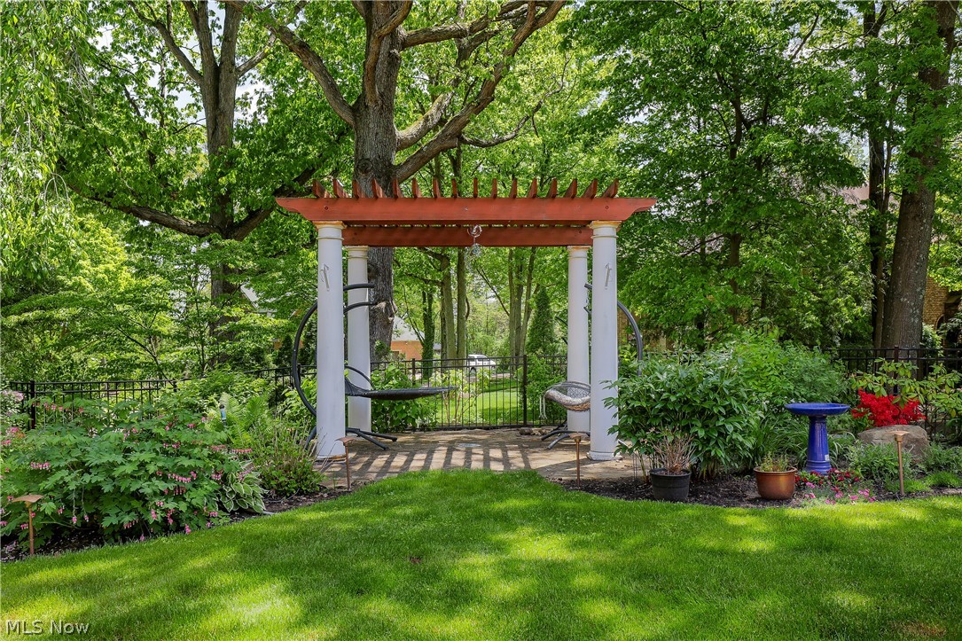 Foxchase Hills - Residential