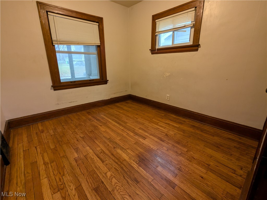 Garfield Heights, Ohio 44125, United States, 4 Bedrooms Bedrooms, ,2 BathroomsBathrooms,Residential,Pending,106542