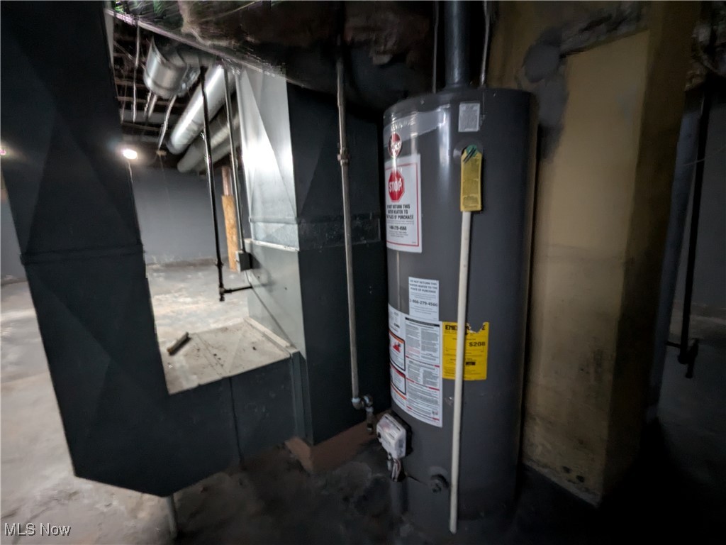 Garfield Heights, Ohio 44125, United States, 4 Bedrooms Bedrooms, ,2 BathroomsBathrooms,Residential,Pending,106542