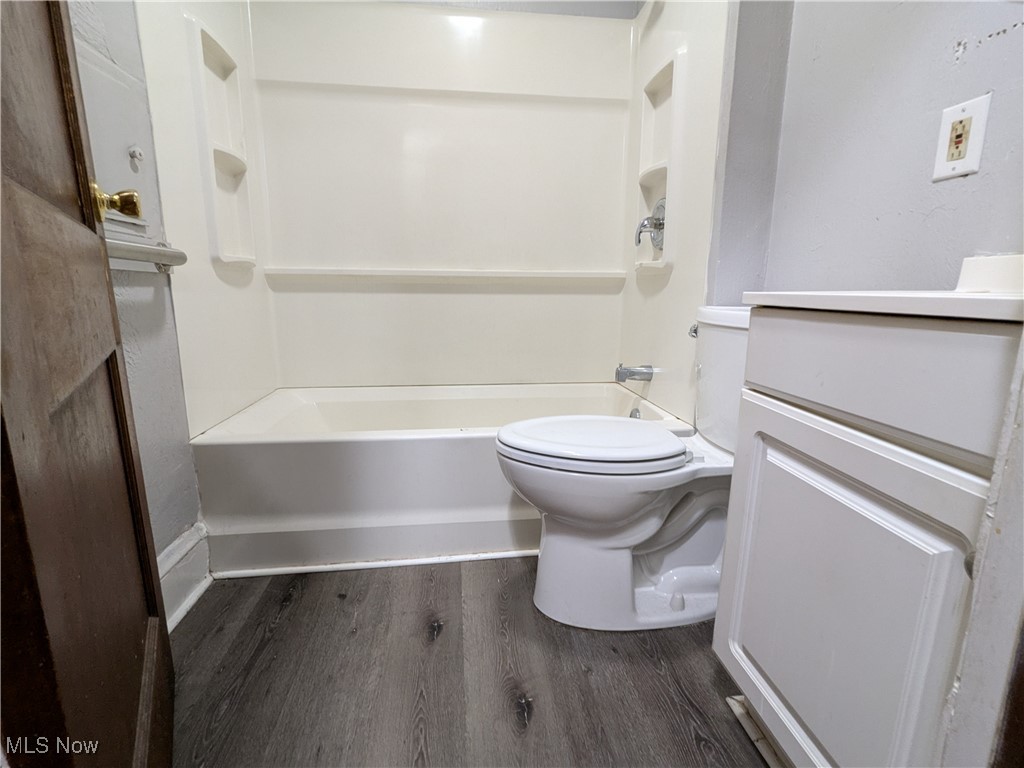 Garfield Heights, Ohio 44125, United States, 4 Bedrooms Bedrooms, ,2 BathroomsBathrooms,Residential,Pending,106542