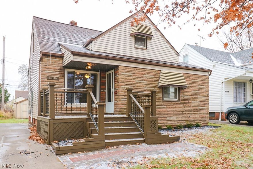 Newly updated 3 bed 1 bath home!  Large kitchen & bathroom, master bedroom on top floor, new flooring, new carpet, great front porch, brand new furnace, washer & dryer on site (not included in lease), newer windows, & partially finished basement!
- Monthly Rent: $975/mo 
- Pets Considered 
- No CMHA