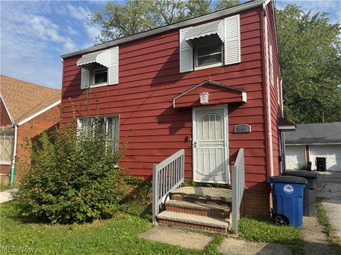 Homes For Sale - 16401 Judson Drive<br/> Cleveland, OH 44128