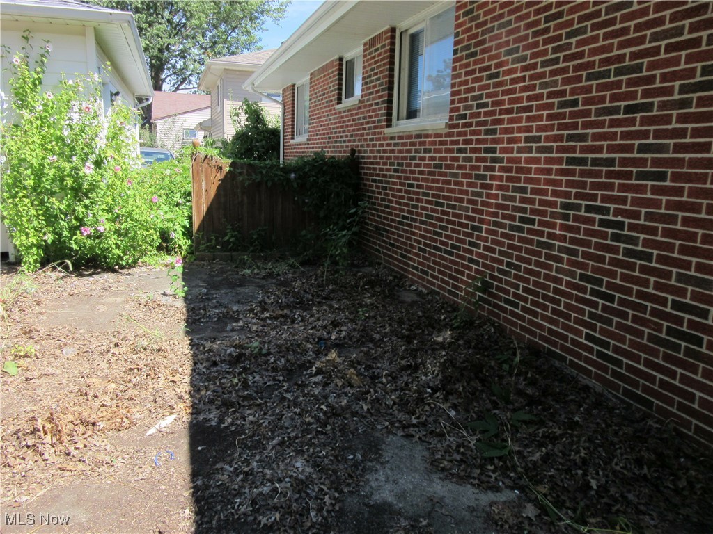 Wickliffe, Ohio 44092, United States, 3 Bedrooms Bedrooms, ,1 BathroomBathrooms,Residential,Active,197686