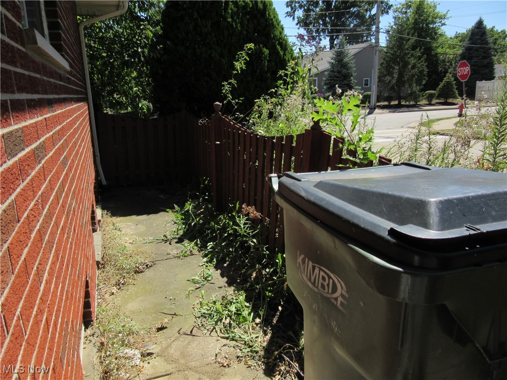 Wickliffe, Ohio 44092, United States, 3 Bedrooms Bedrooms, ,1 BathroomBathrooms,Residential,Active,197686