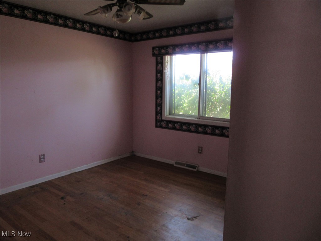 Wickliffe, Ohio 44092, United States, 3 Bedrooms Bedrooms, ,1 BathroomBathrooms,Residential,Active,197686