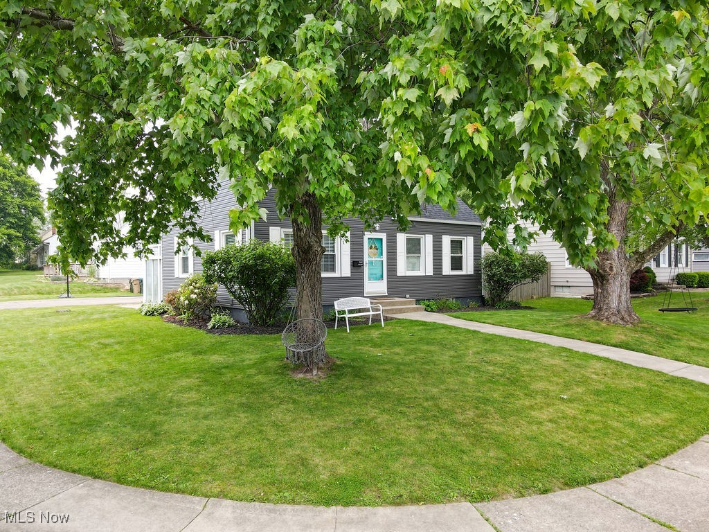 841 Hayes Avenue