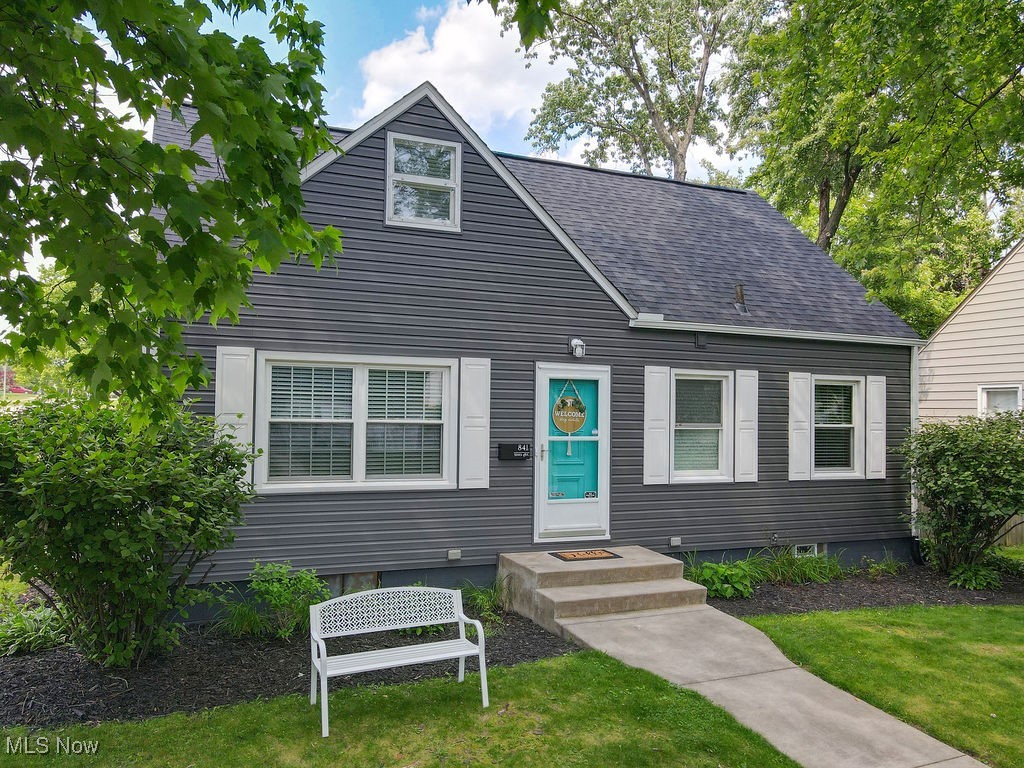 841 Hayes Avenue