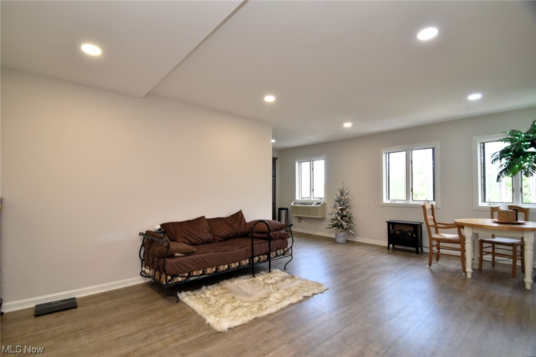 Westlake Condo - Residential