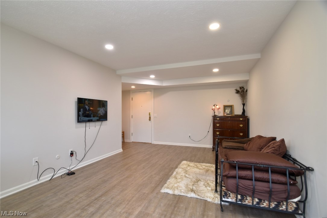 Westlake Condo - Residential