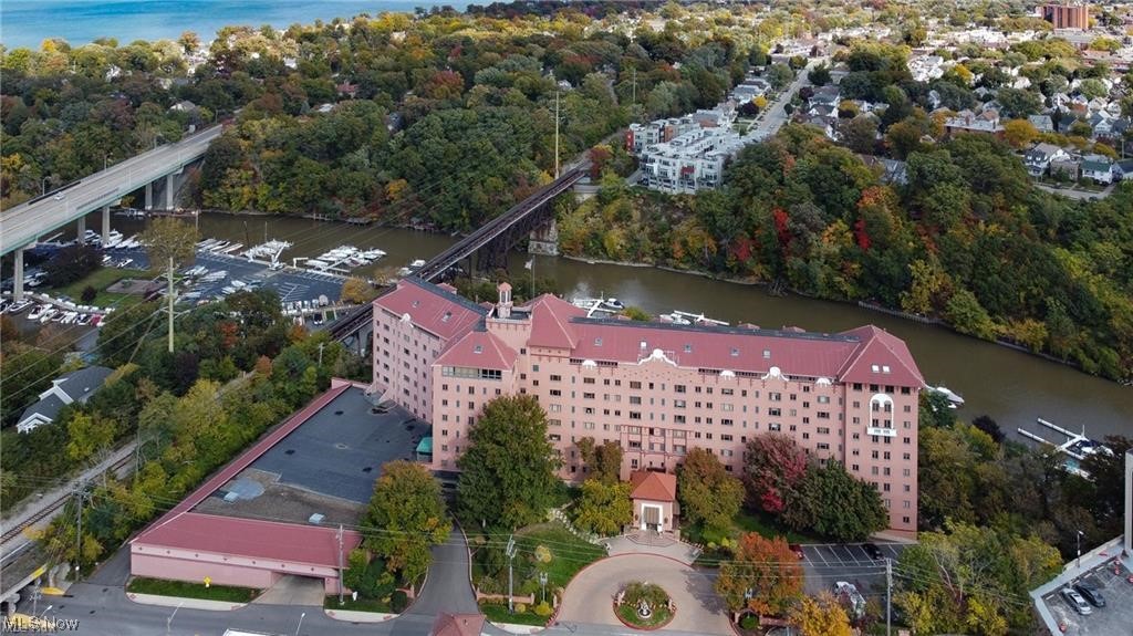 Westlake Condo - Residential