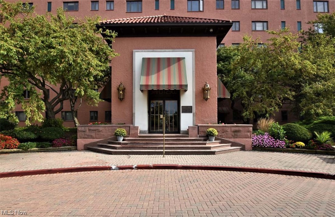 Westlake Condo - Residential