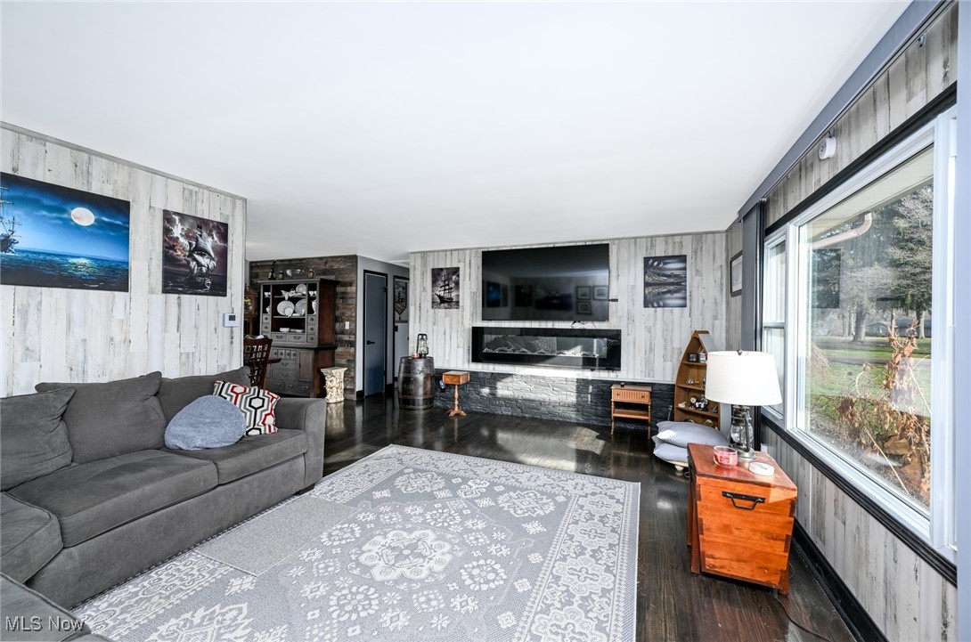 Stevenhagen Estate #2 - Residential