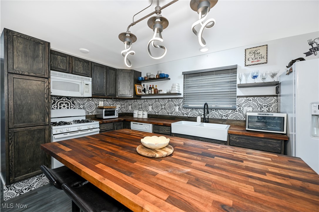 Stevenhagen Estate #2 - Residential