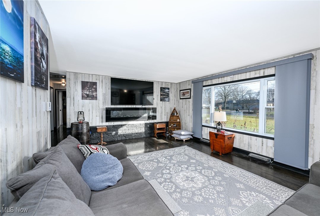 Stevenhagen Estate #2 - Residential