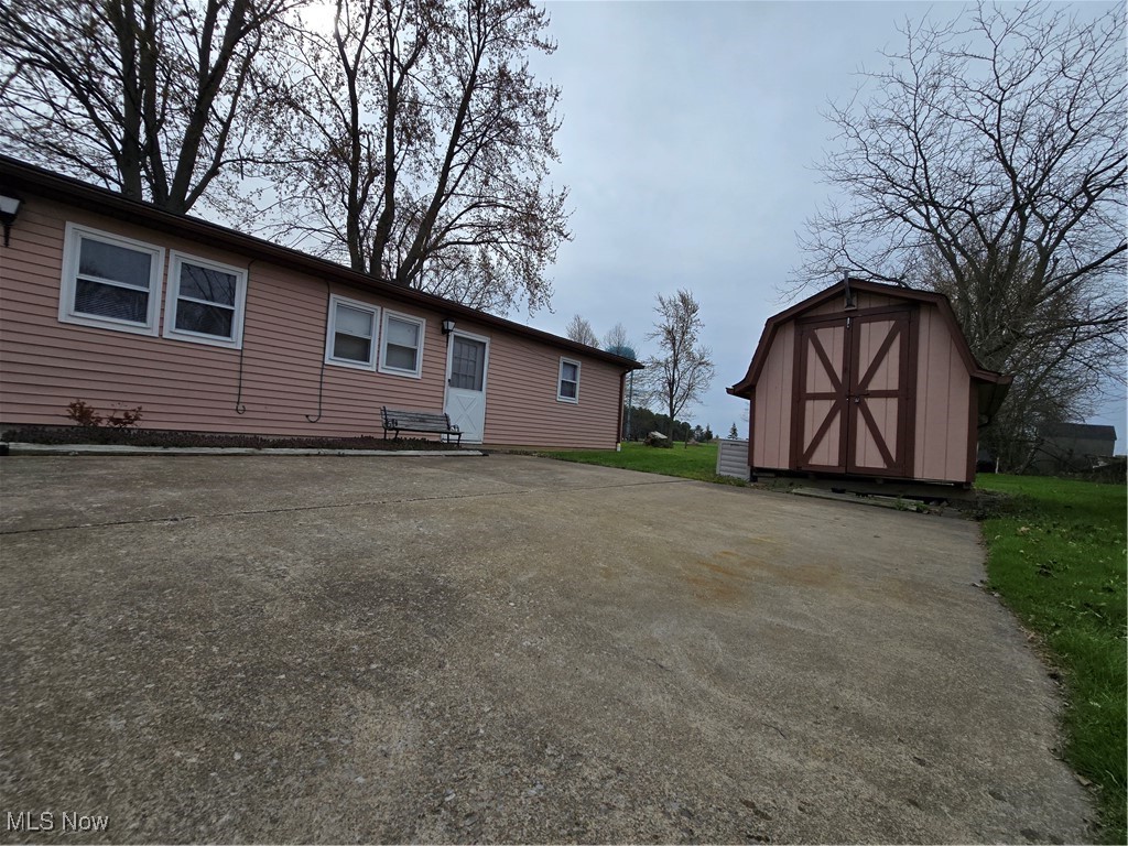 Rosewell & Hardy Add - Residential Income