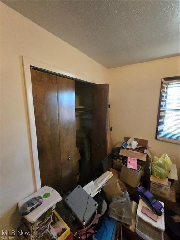 Rosewell & Hardy Add - Residential Income