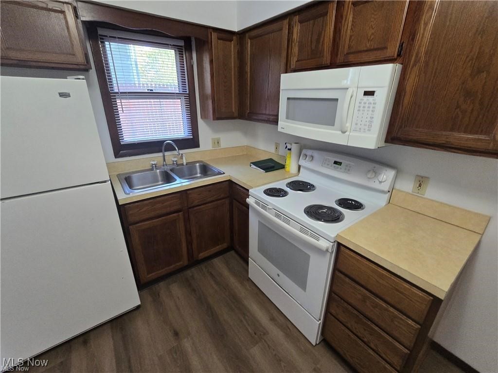 Rosewell & Hardy Add - Residential Income