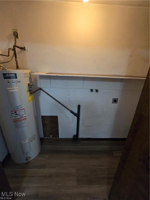 Rosewell & Hardy Add - Residential Income