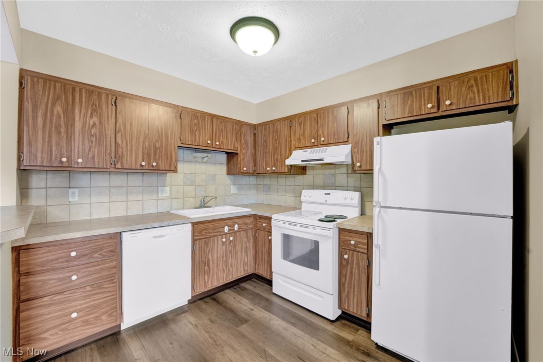 Pine Tree - Residential