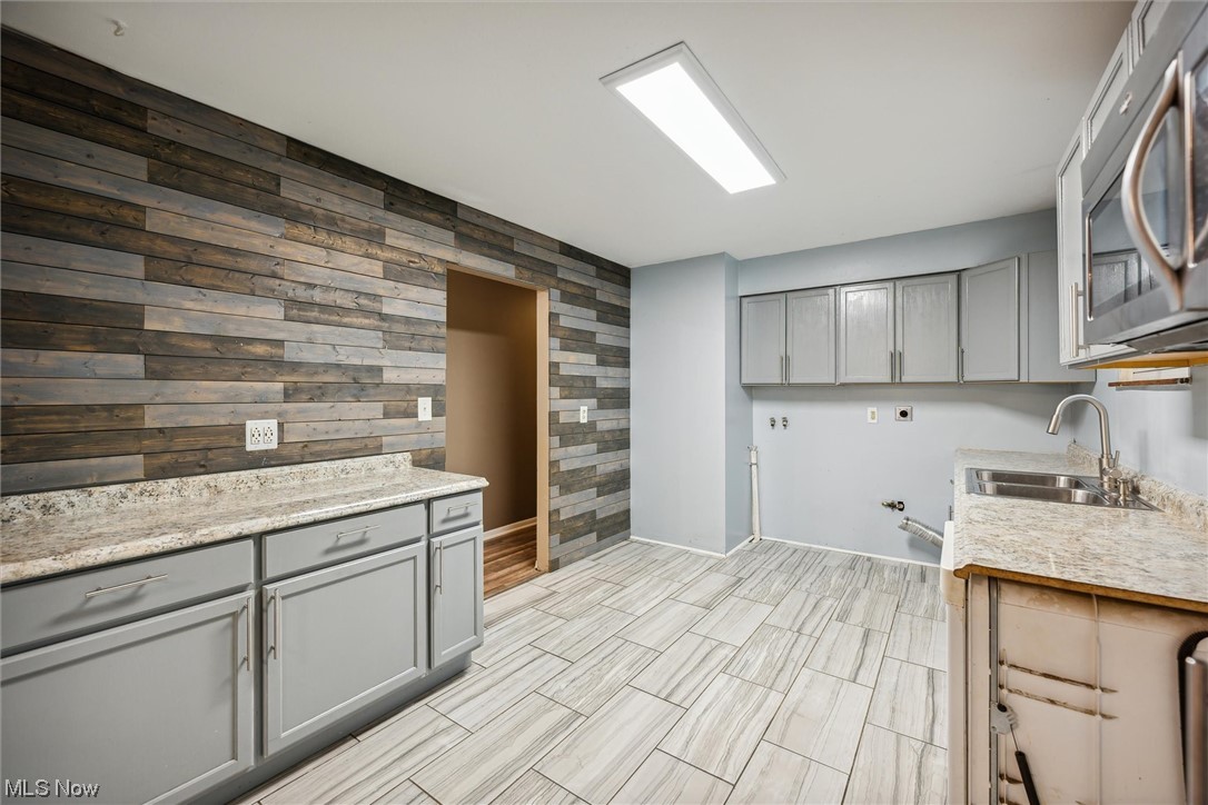 WEST POINT HOMES - Residential