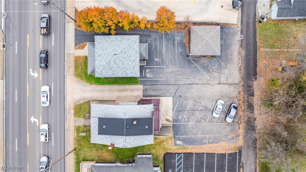 Yarnells - Commercial Sale