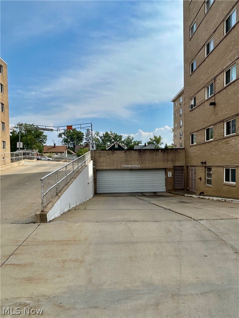 14567 Madison Avenue 512