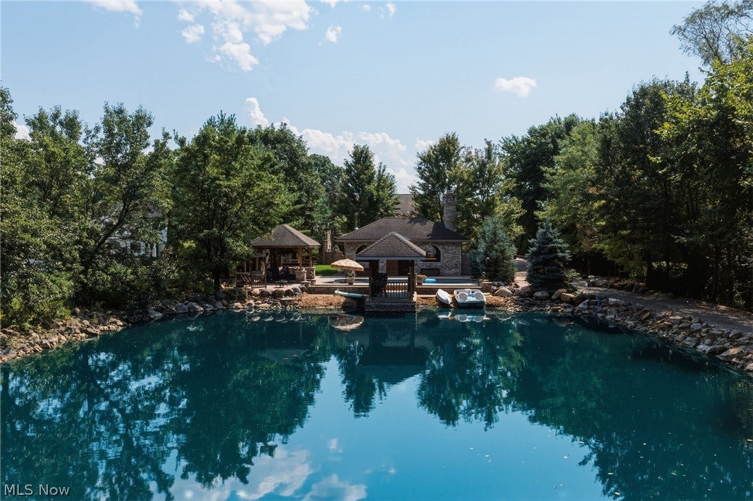 1387 Nesbitt Road