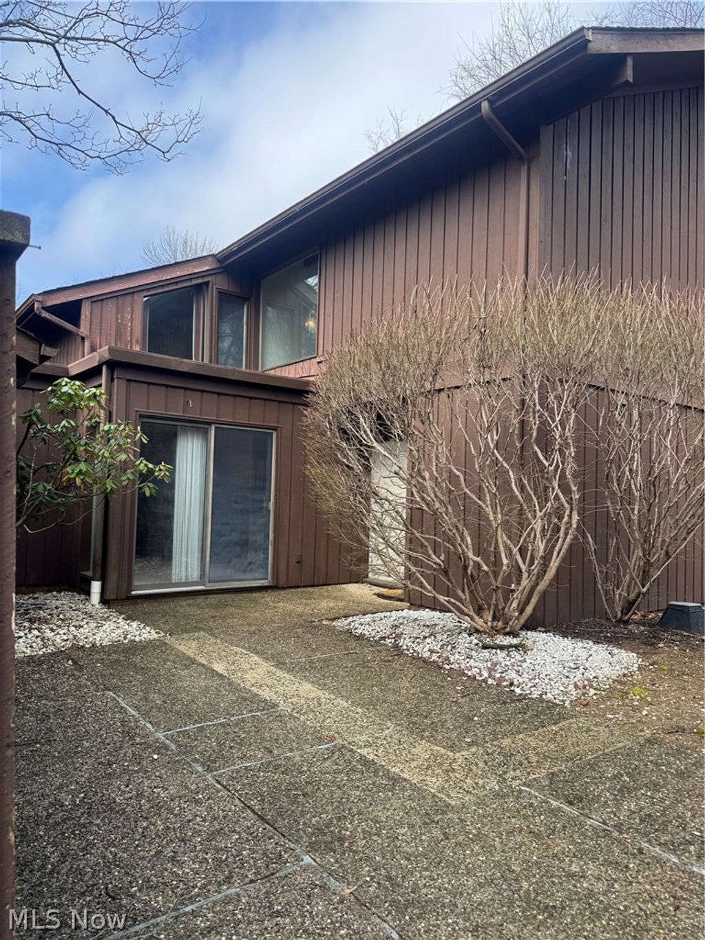 Photo of 1939 Pine Drive, Kent, OH 44240 (MLS # 5191527)