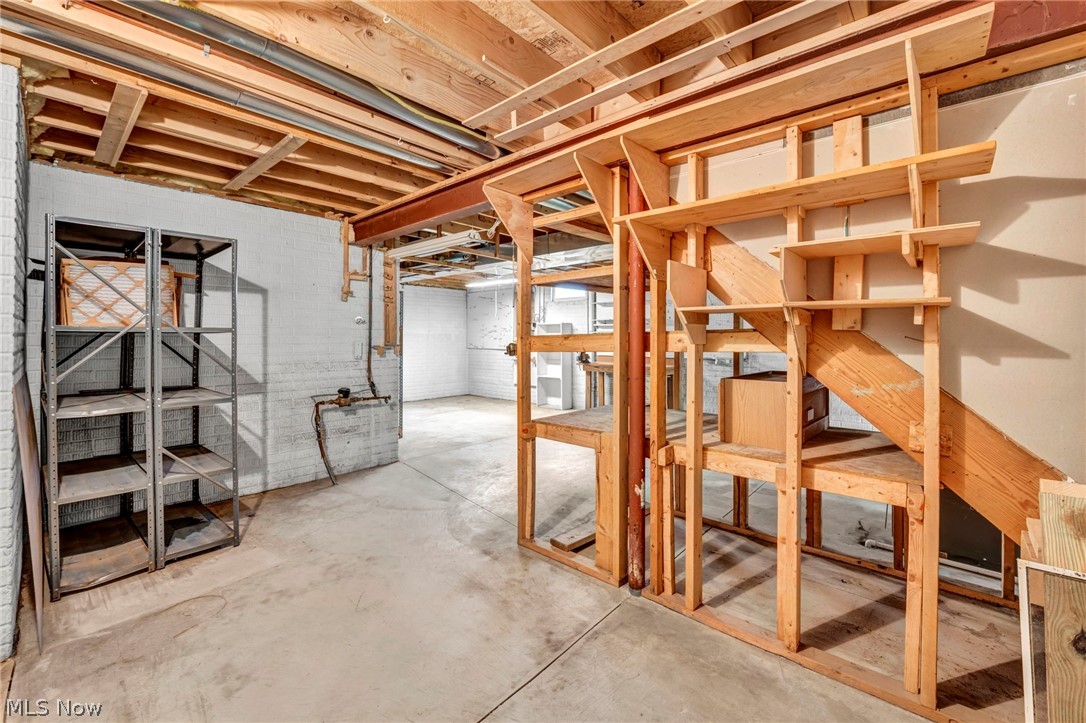 Stonehedge Condo - Residential