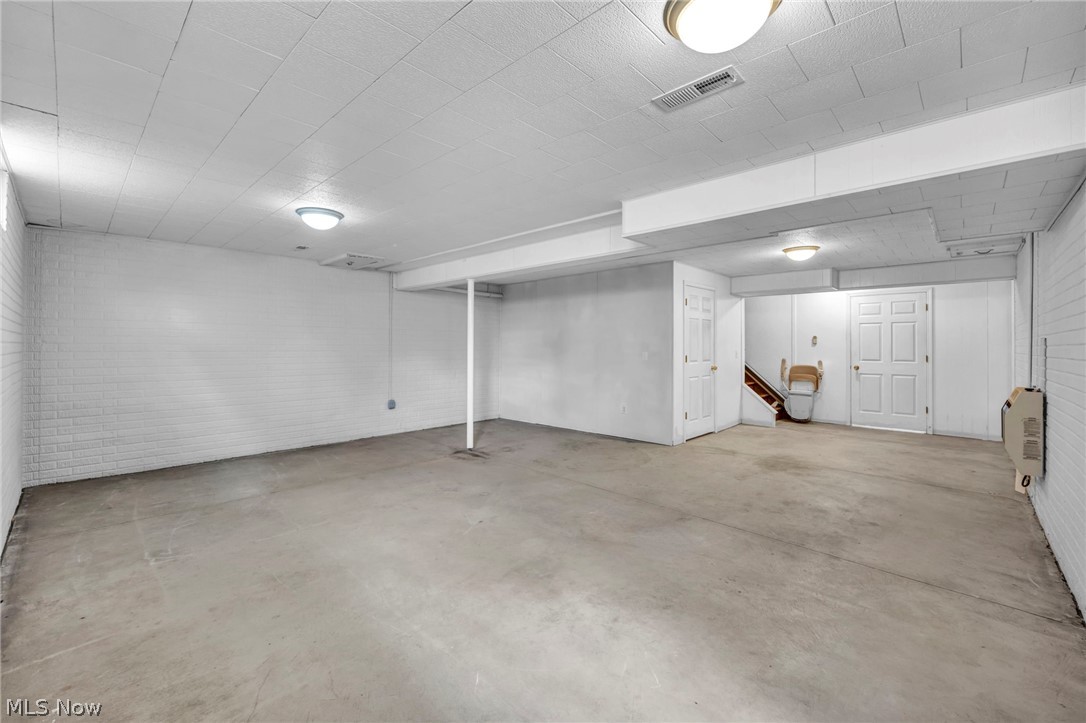 Stonehedge Condo - Residential