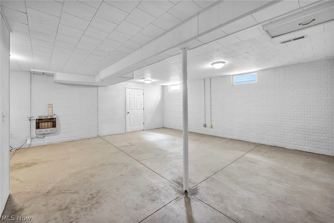 Stonehedge Condo - Residential