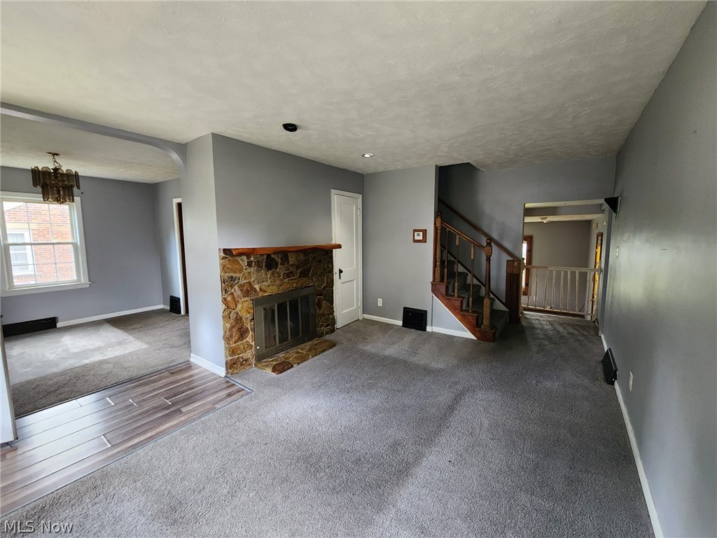 Mayfields/Belvoir Blvd Su - Residential