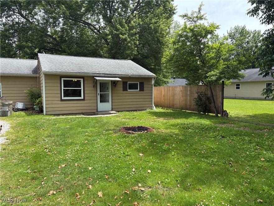 Cottage living, walking distance to Lake Erie.  New kitchen counter and sink.   Newly painted and flooring.  Roof is only 5 years old.