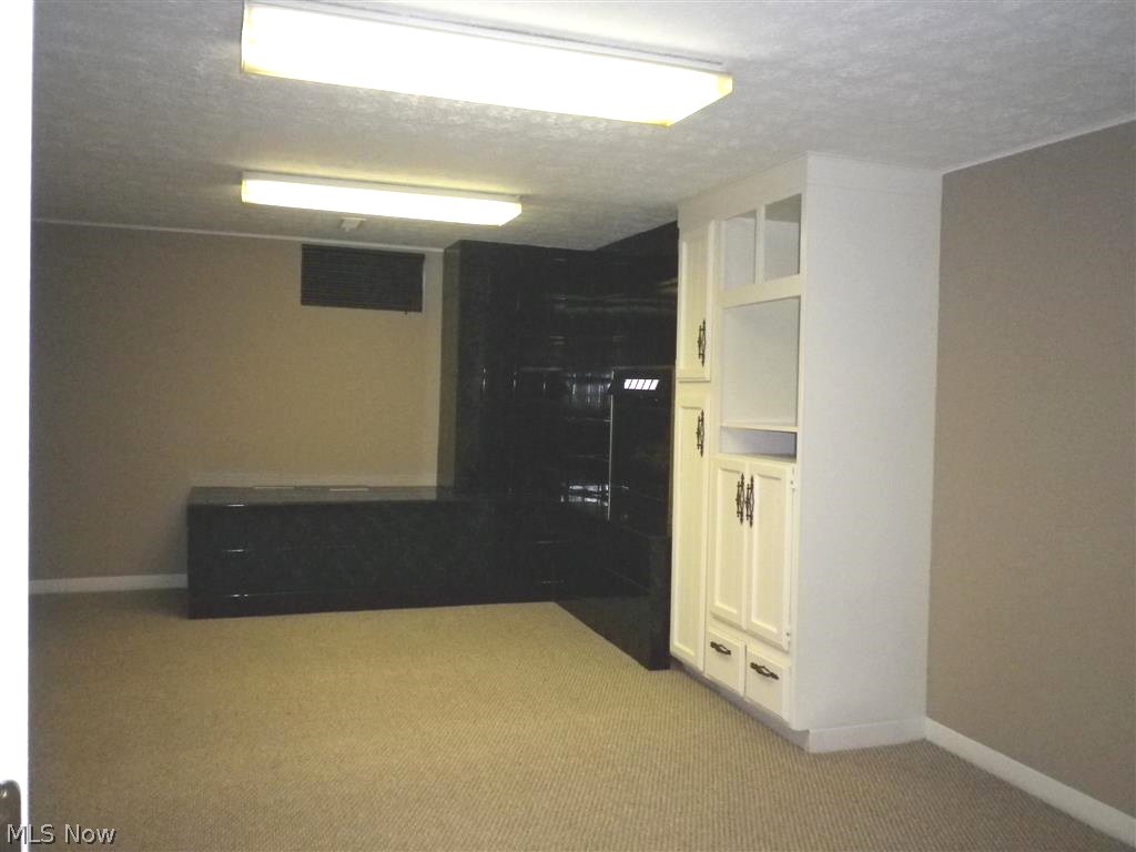 Prestwick Condo - Residential Lease