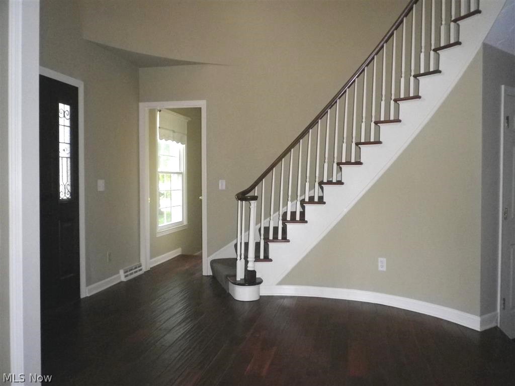 Prestwick Condo - Residential Lease