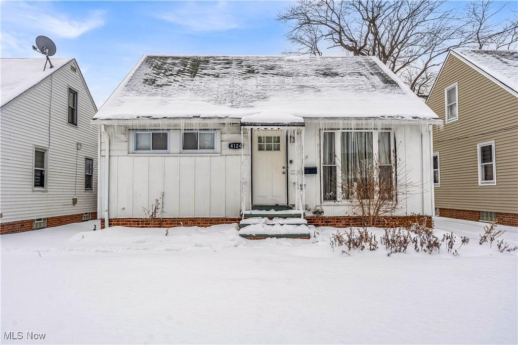 Photo of 4124 E 148th Street, Cleveland, OH 44128 (MLS # 5184743)